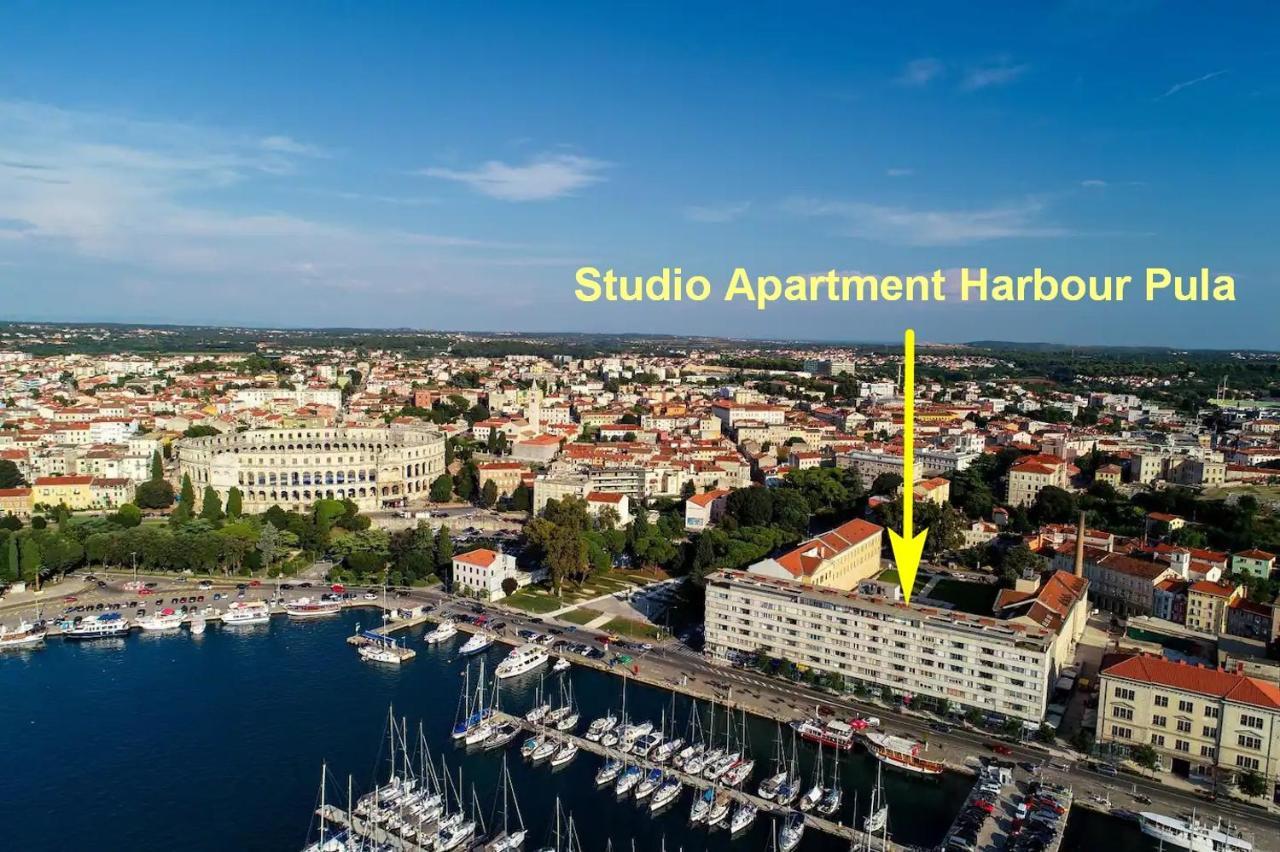 Studio Apartment Harbour Pula Exterior photo