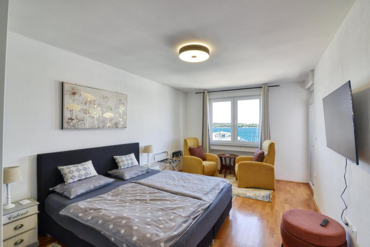 Studio Apartment Harbour Pula Exterior photo